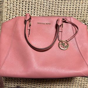 Michael Kors matching purse and wallet